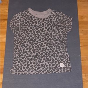 Super cute leopard gray converse shirt!